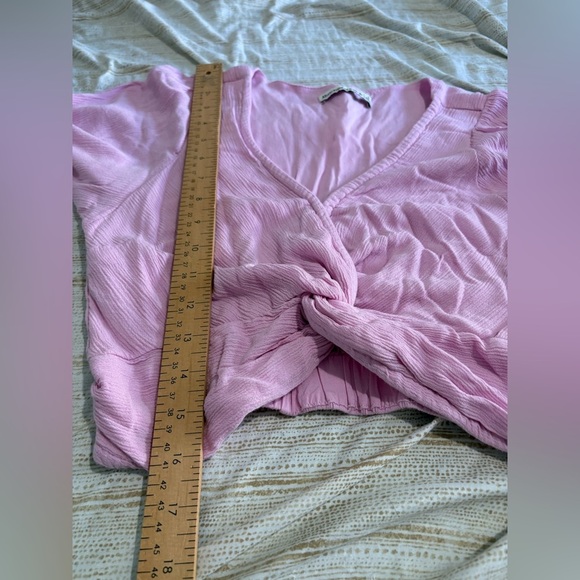 Abercrombie&Fitch twist front crop top size small pink short sleeve - Picture 8 of 10